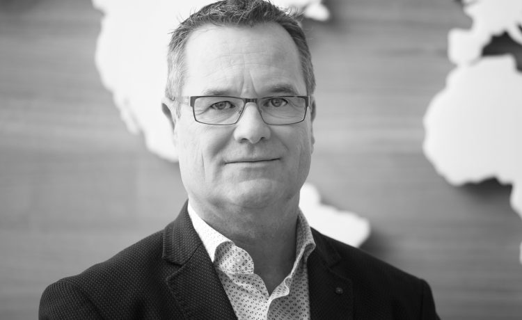 Close-up photo of Riccardo Griglio, a senior executive with more than 25 years experience in the telecommunications industry currently working as a Match-Maker at Match-Maker Ventures